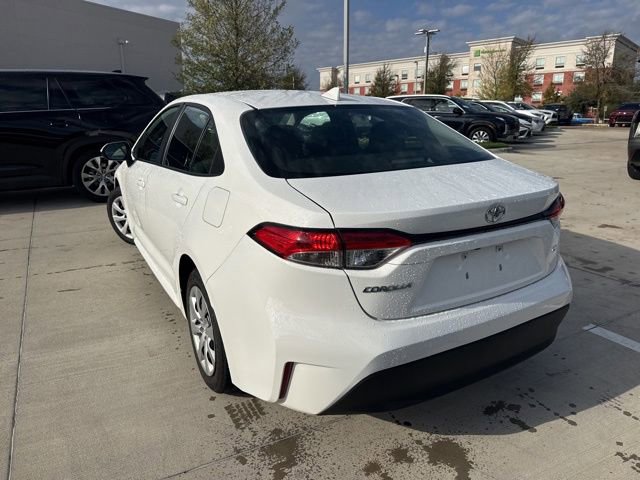 2024 Toyota Corolla LE photo 4