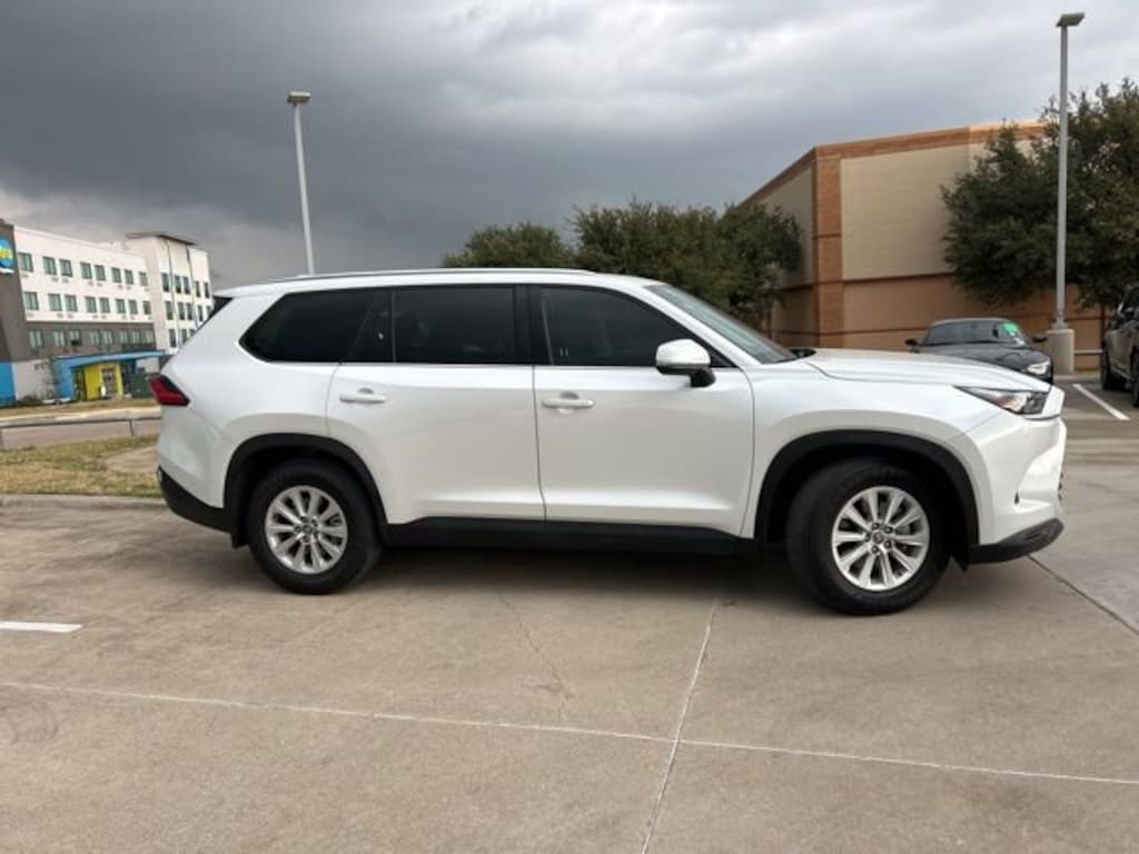 Used 2024 Toyota Grand Highlander Hybrid XLE SUV