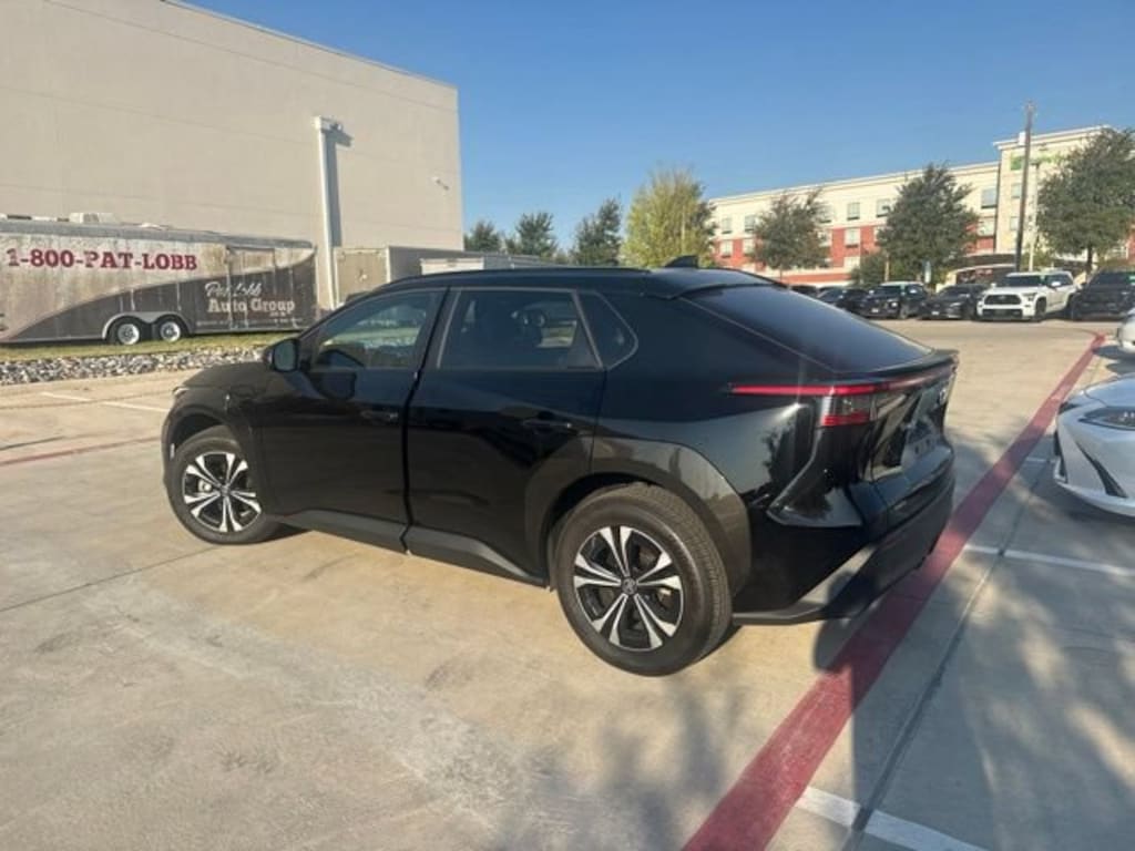 Used 2024 Toyota bZ4X XLE SUV