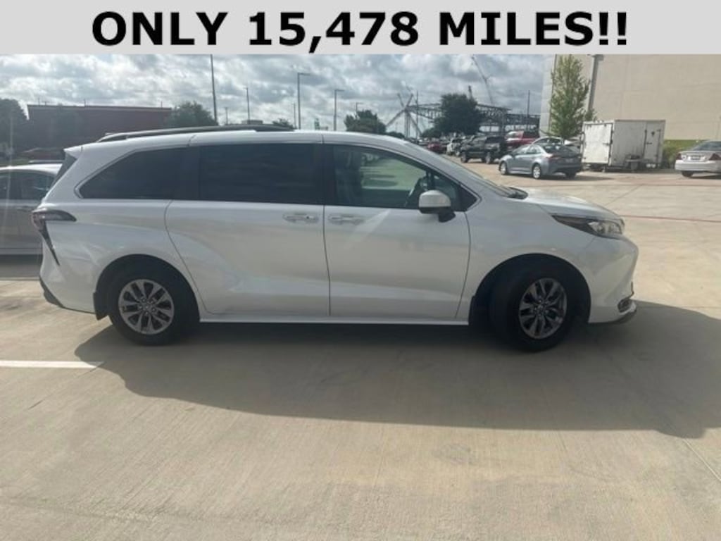 Used 2025 Toyota Sienna XLE Van Passenger Van