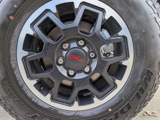 2025 Toyota Tacoma TRD Off Road - Photo 6