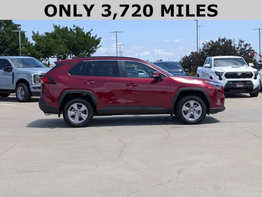 Used 2025 Toyota RAV4 XLE SUV