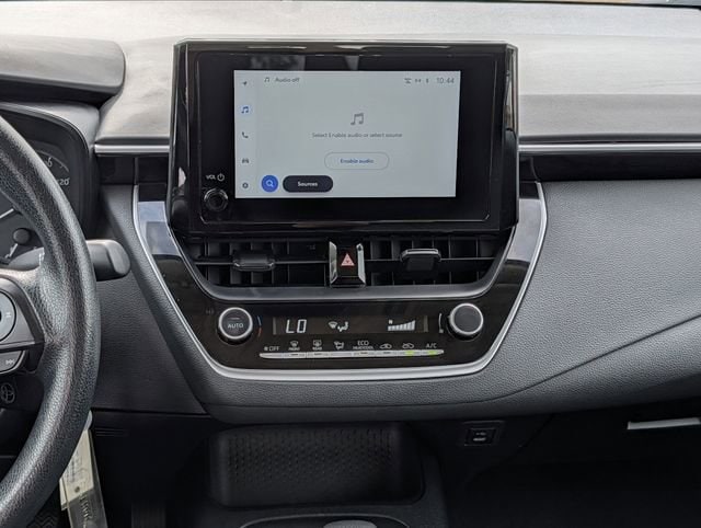 2024 Toyota Corolla LE - Photo 13