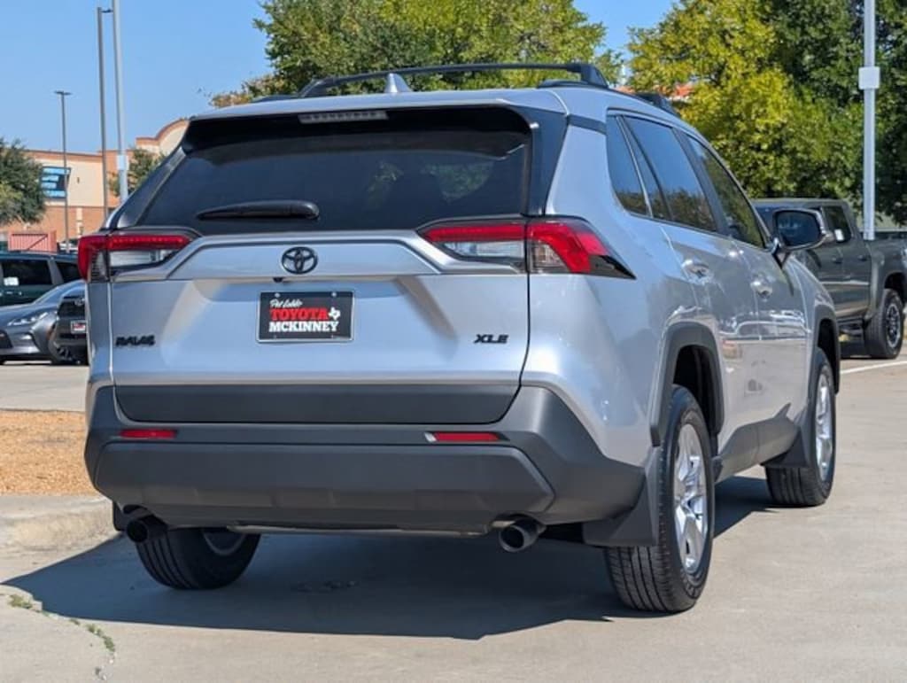 New 2025 Toyota RAV4 XLE SUV