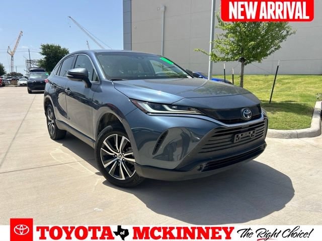 2023 Toyota Venza LE Hybrid AWD's photo