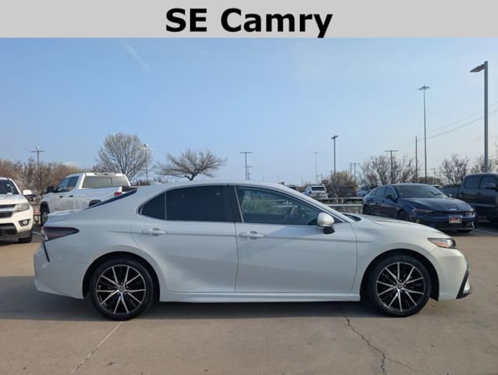 Used 2024 Toyota Camry SE Sedan