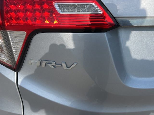 2019 Honda HR-V LX photo 4