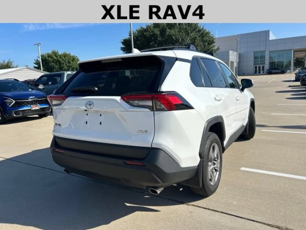 Used 2025 Toyota RAV4 XLE SUV