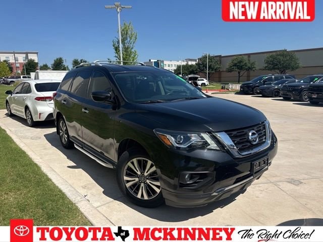 2020 Nissan Pathfinder SV 2WD's photo