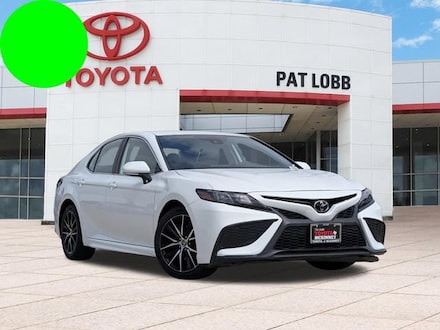 2024 Toyota Camry SE Sedan