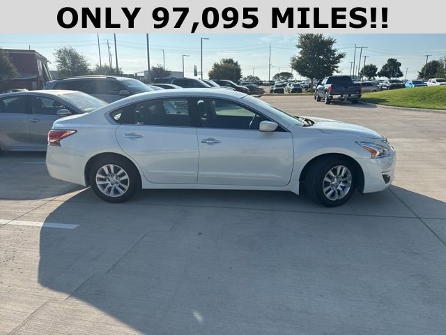 2014 Nissan Altima 2.5 S photo 2