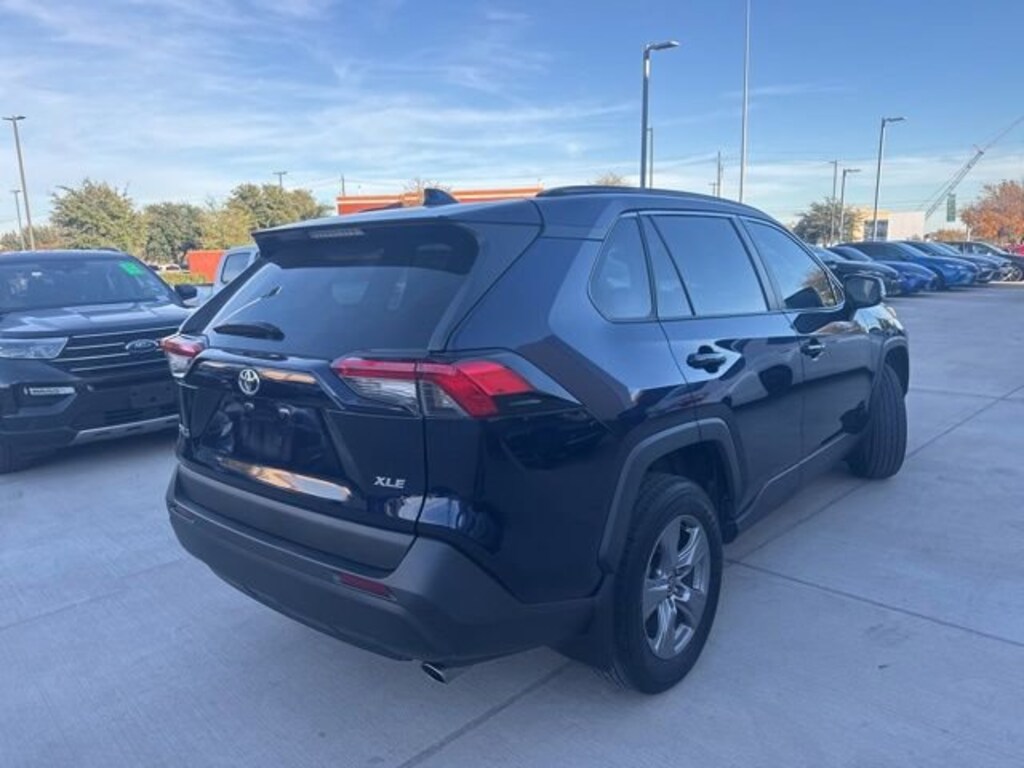 Used 2022 Toyota RAV4 XLE SUV