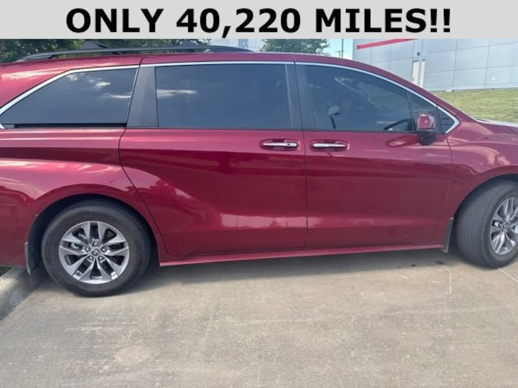 Certified 2023 Toyota Sienna XLE Van Passenger Van