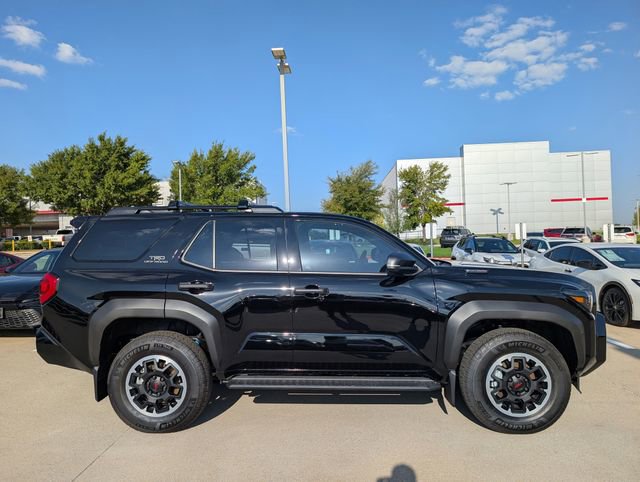2025 Toyota 4Runner TRD Off-Road photo 3