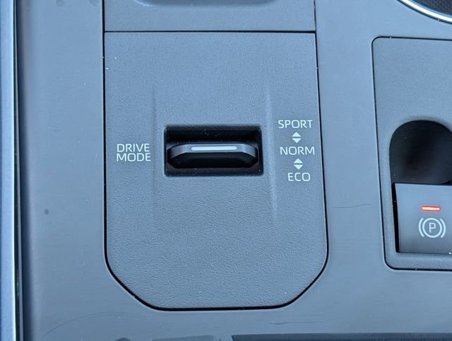 2024 Toyota Highlander XSE - Photo 11