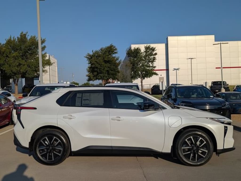 New 2026 Toyota BZ XLE SUV