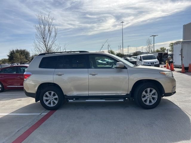 Used 2013 Toyota Highlander Plus with VIN 5TDZK3EH5DS110501 for sale in McKinney, TX