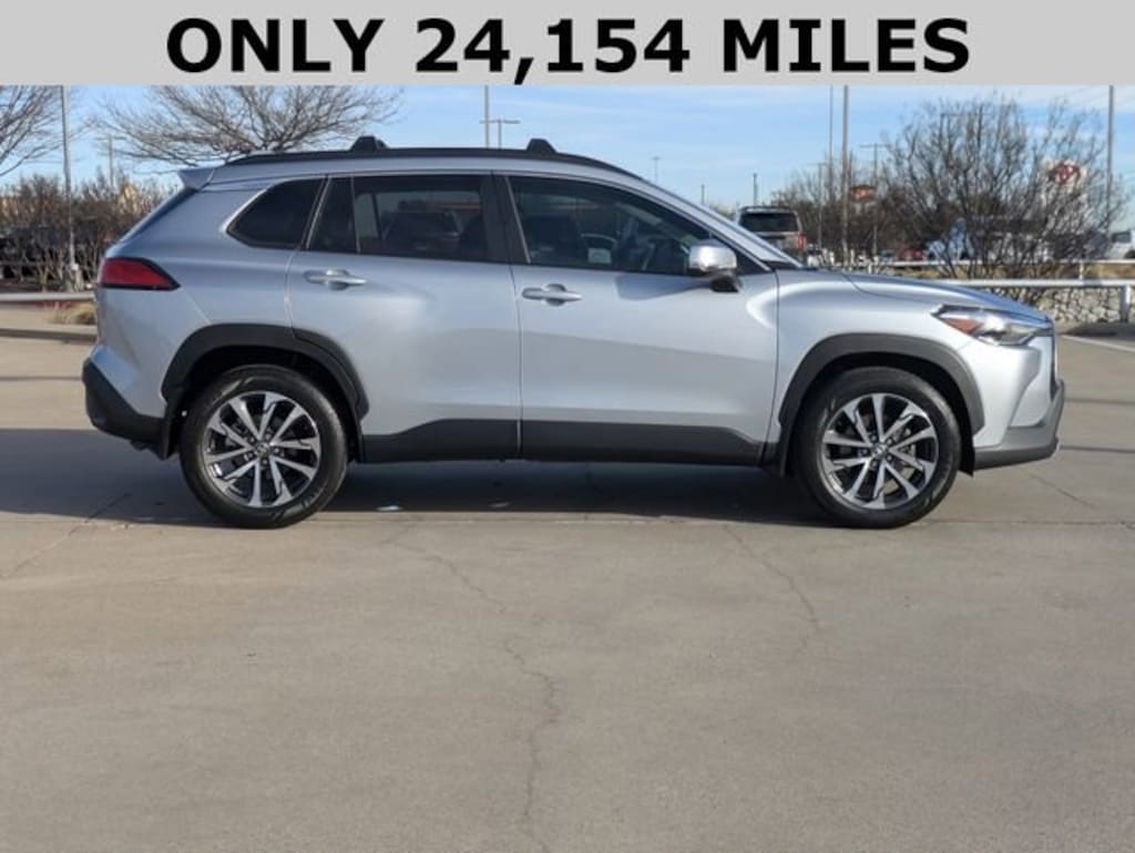 Used 2024 Toyota Corolla Cross XLE SUV