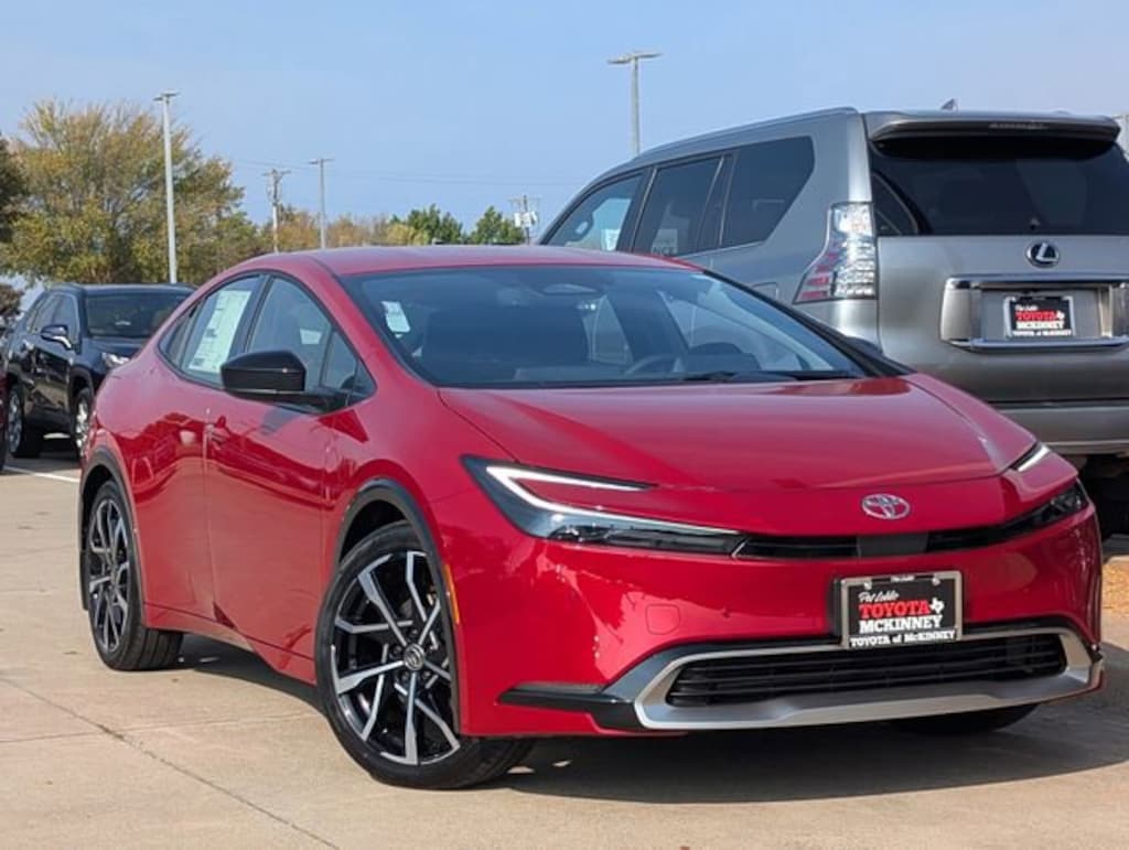 New 2026 Toyota Prius Plug-in Hybrid XSE Hatchback