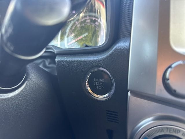 2020 Toyota 4Runner Limited - Photo 14