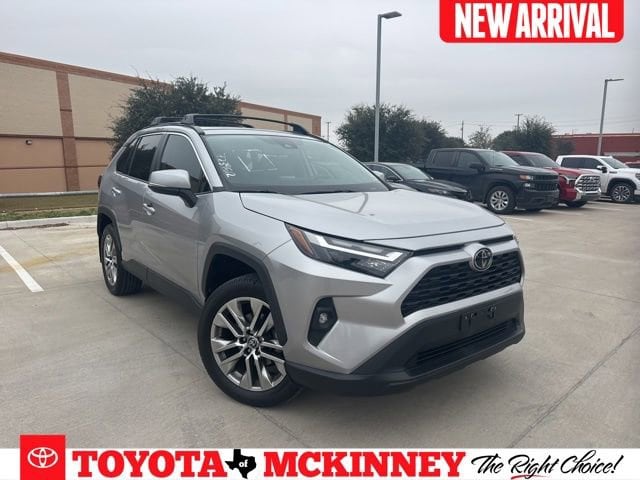 2023 Toyota RAV4 XLE Premium's photo