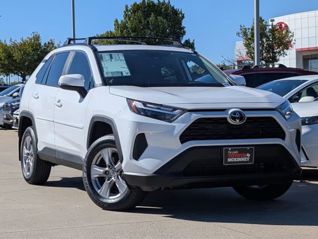 New 2025 Toyota RAV4 XLE SUV