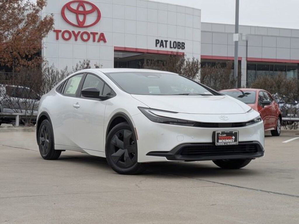 New 2026 Toyota Prius LE Hatchback