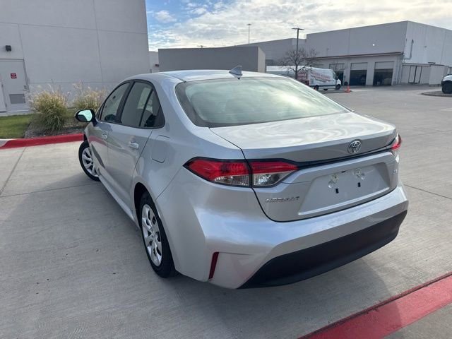 2024 Toyota Corolla LE photo 4