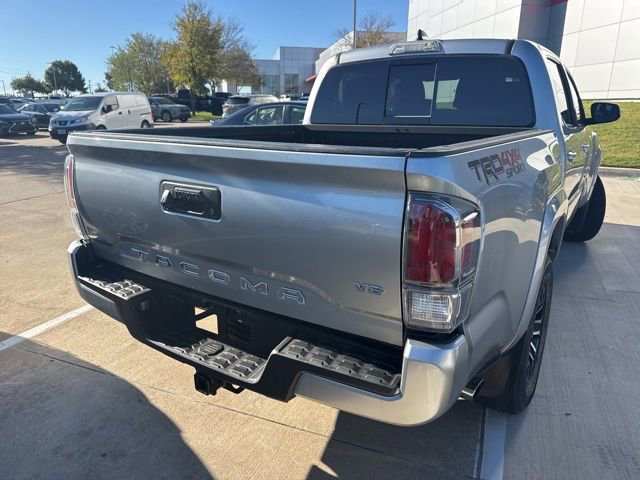 2022 Toyota Tacoma TRD Sport photo 3