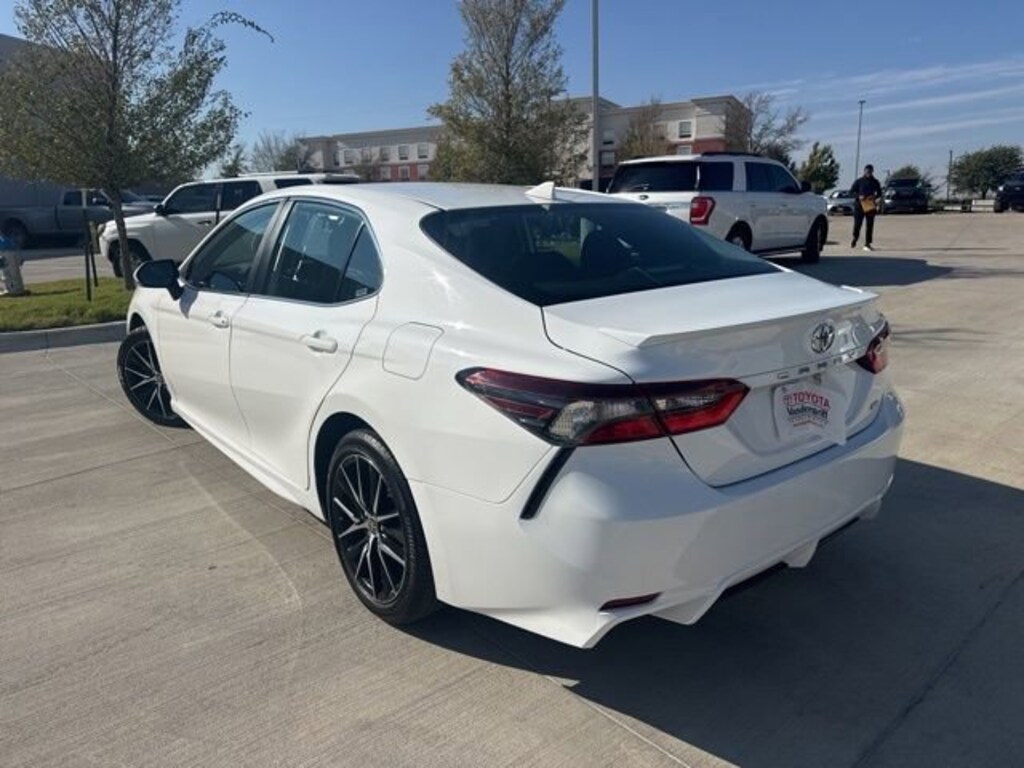 Used 2024 Toyota Camry SE Sedan