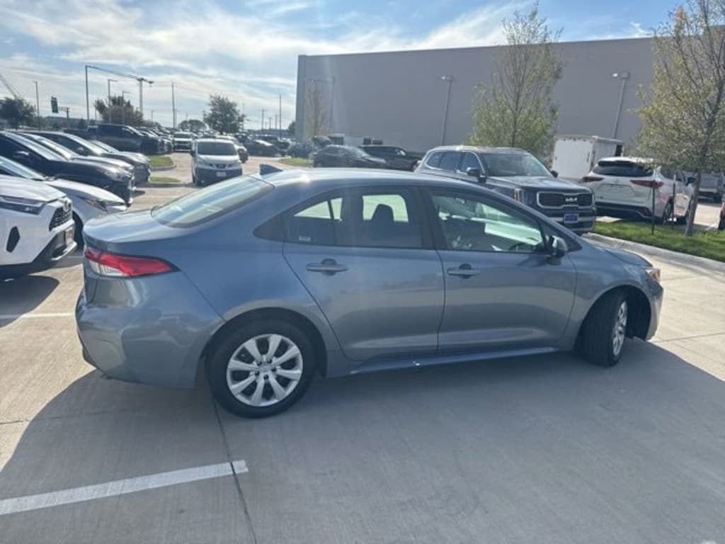 Used 2024 Toyota Corolla LE Sedan