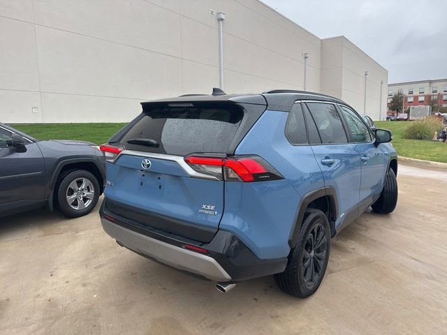 2024 Toyota RAV4 Hybrid XSE photo 3