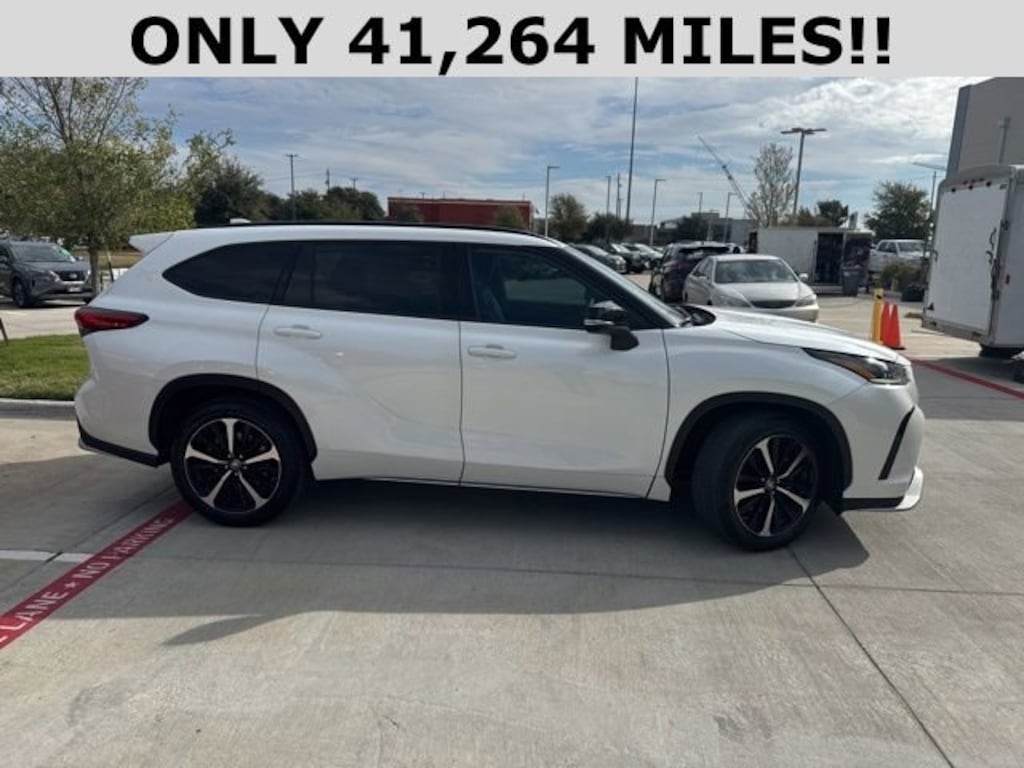 Used 2021 Toyota Highlander XSE SUV
