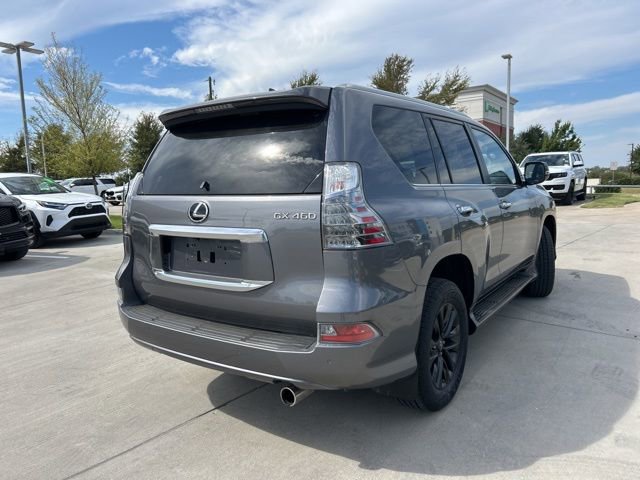 2023 Lexus GX 460 photo 2