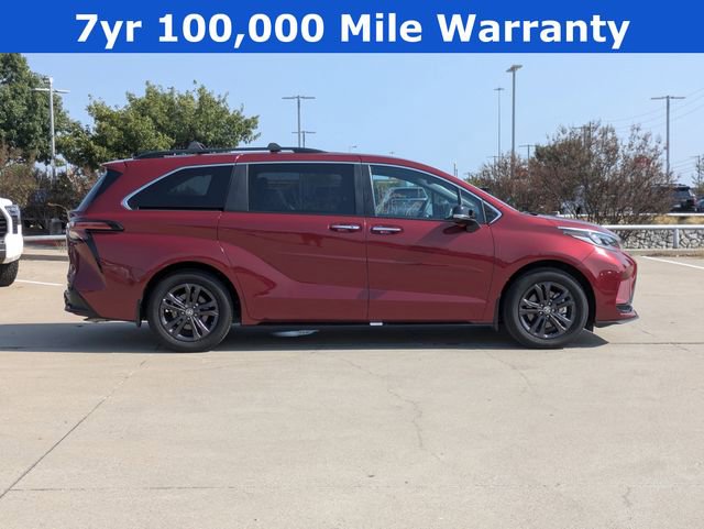2024 Toyota Sienna XSE photo 4