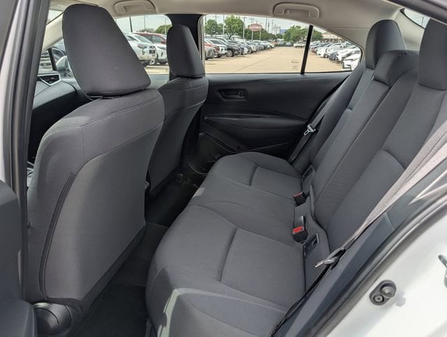 2024 Toyota Corolla LE - Photo 26