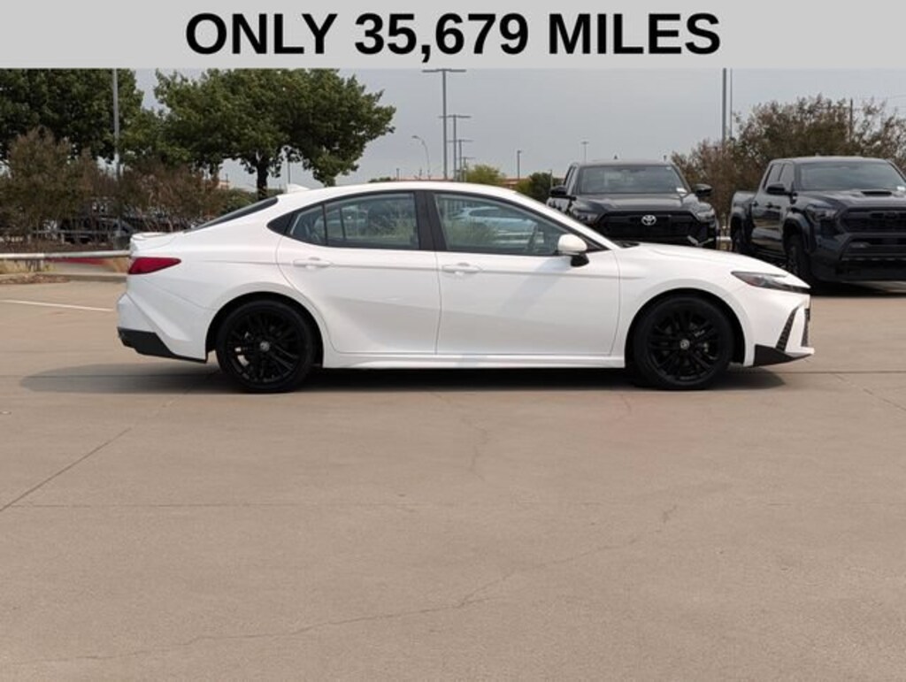 Used 2025 Toyota Camry SE Sedan