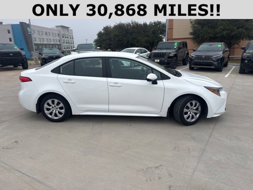 Used 2024 Toyota Corolla LE Sedan