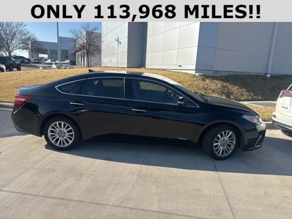 Used 2016 Toyota Avalon Hybrid Limited Sedan