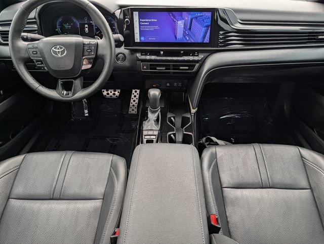 2025 Toyota Camry XSE - Photo 11