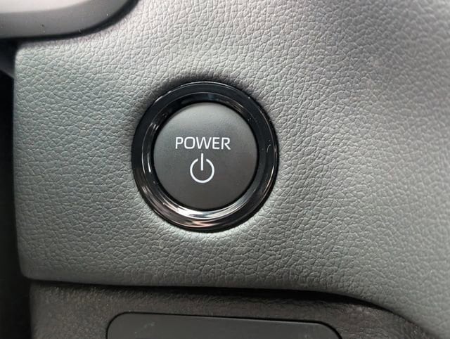 2026 Toyota Tundra Limited - Photo 15