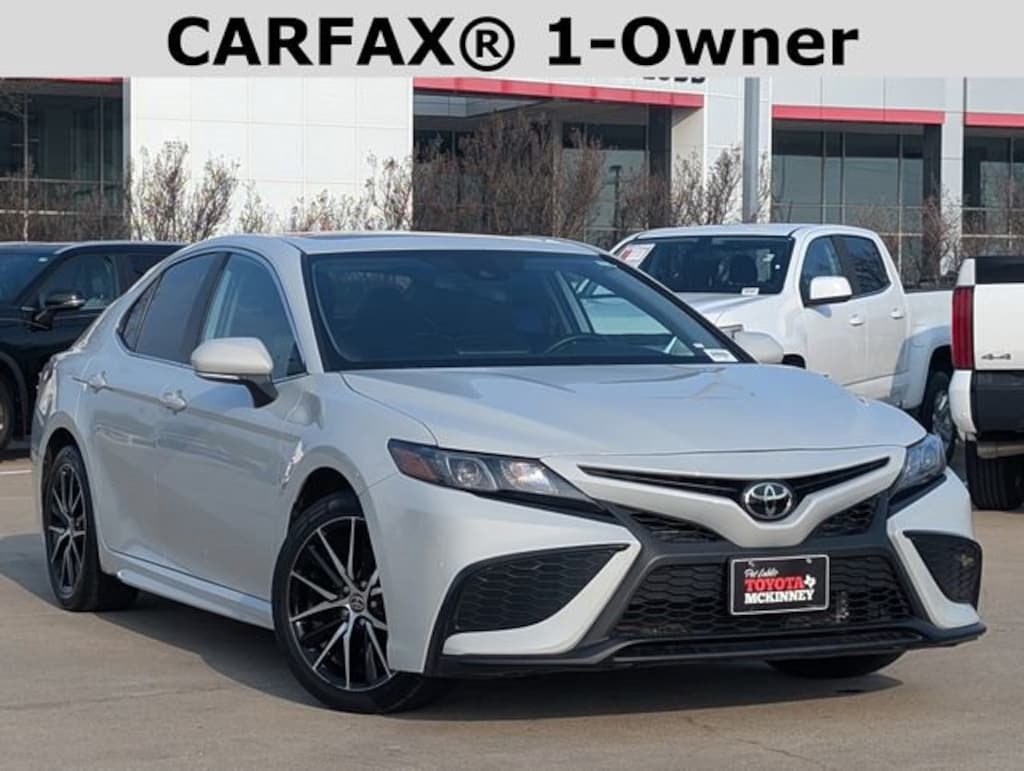 Used 2024 Toyota Camry SE Sedan