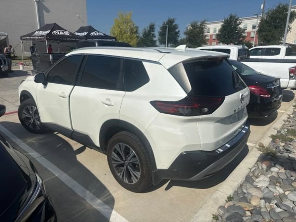 Used 2022 Nissan Rogue SV SUV