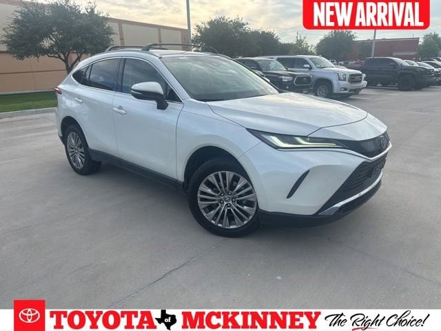 2022 Toyota Venza XLE Hybrid AWD's photo