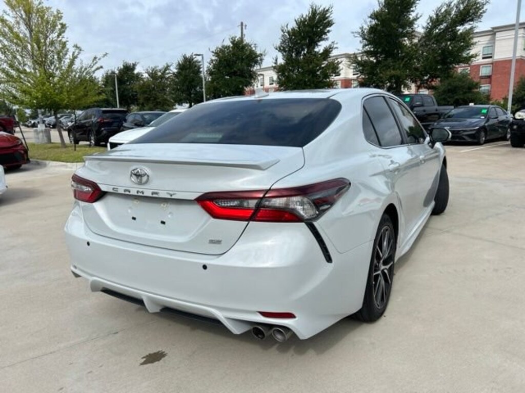 Used 2023 Toyota Camry SE Sedan