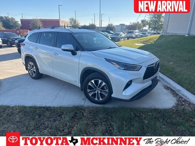2023 Toyota Highlander XLE's photo