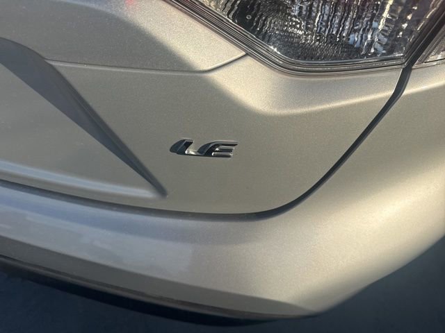 2024 Toyota Corolla LE photo 4