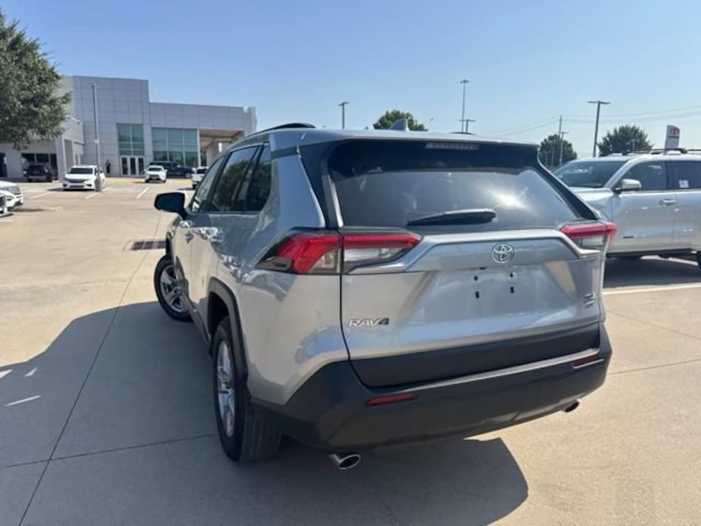 Used 2025 Toyota RAV4 XLE SUV