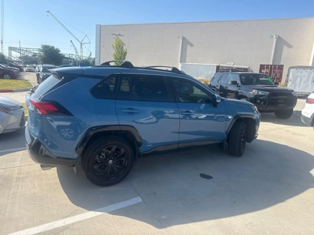 Used 2023 Toyota RAV4 Hybrid SE SUV