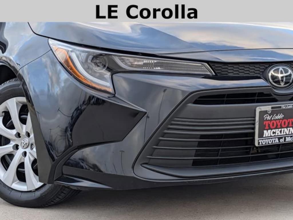 Used 2024 Toyota Corolla LE Sedan